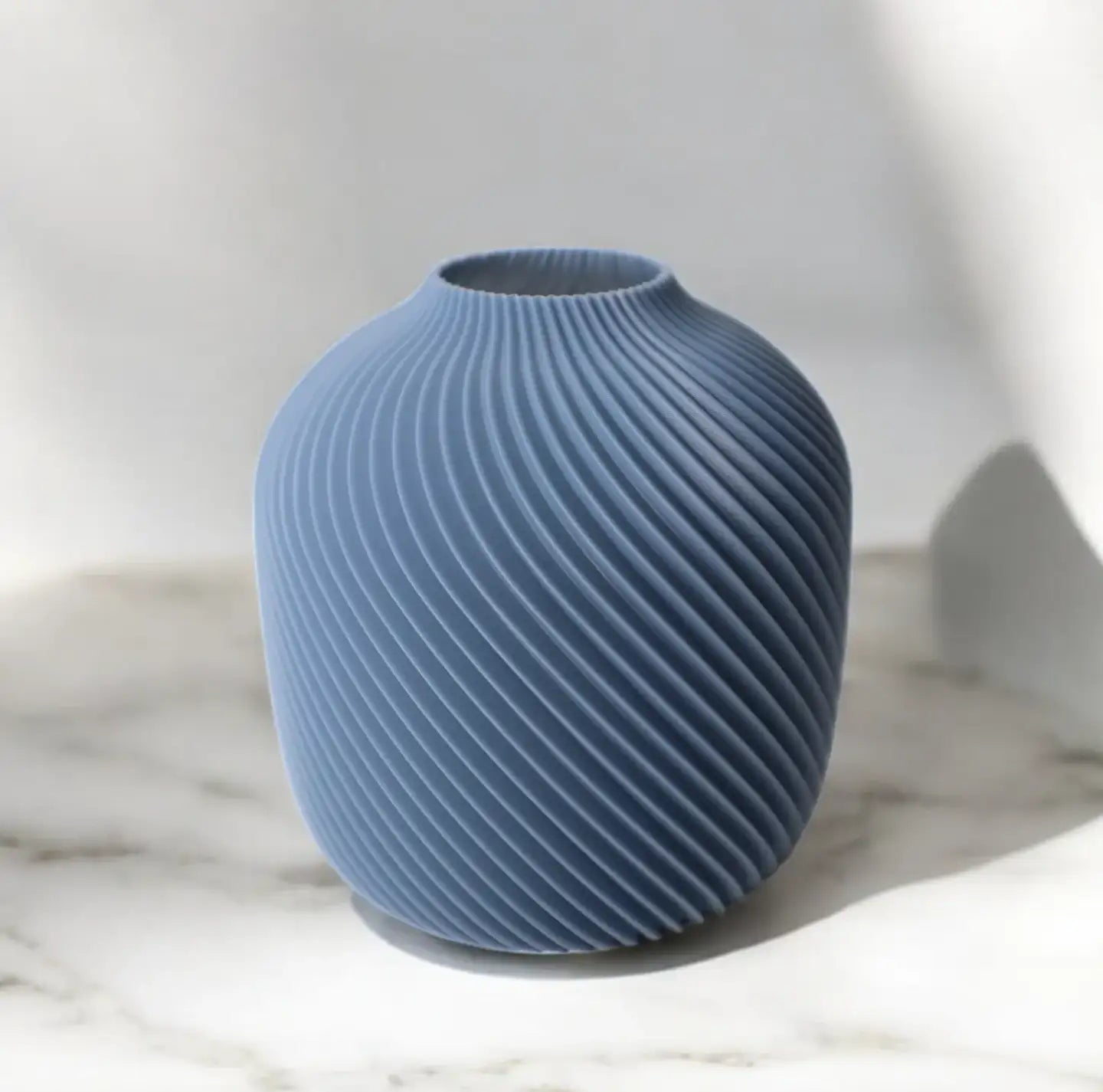 modern 3D printed spiral vase for dried flowers