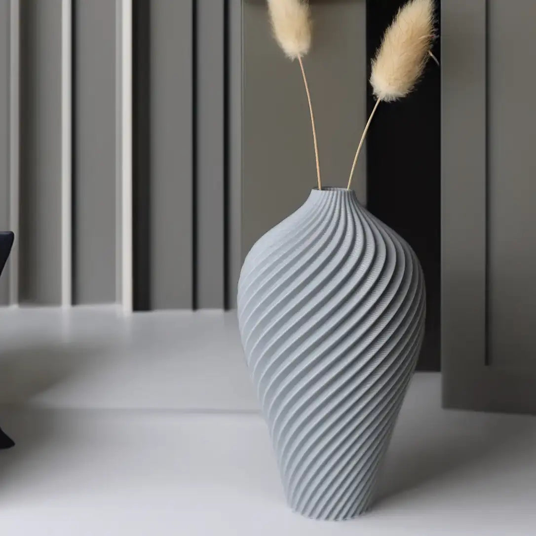 Porcelain-Inspired 3D Printed Decor