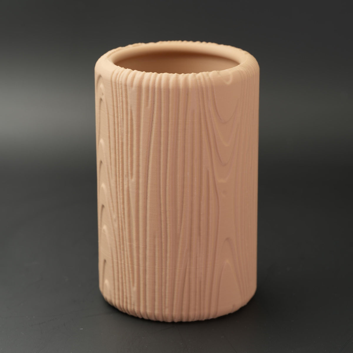 Light birch-coloured wood grain pot