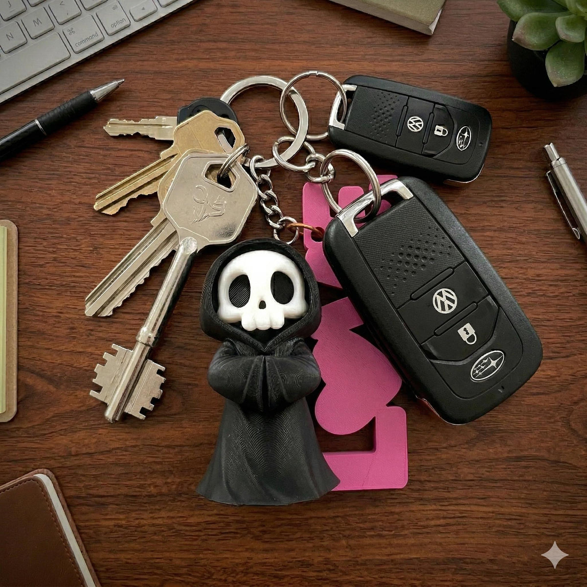 The LOVE Sign keyring on a bunch of house and car keys